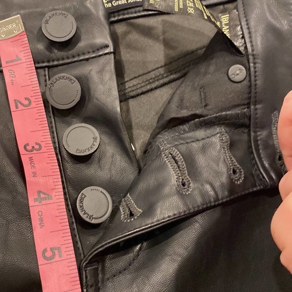 BlankNYC Faux Leather Exposed Button Fly Pants NEW - Picture 14 of 16